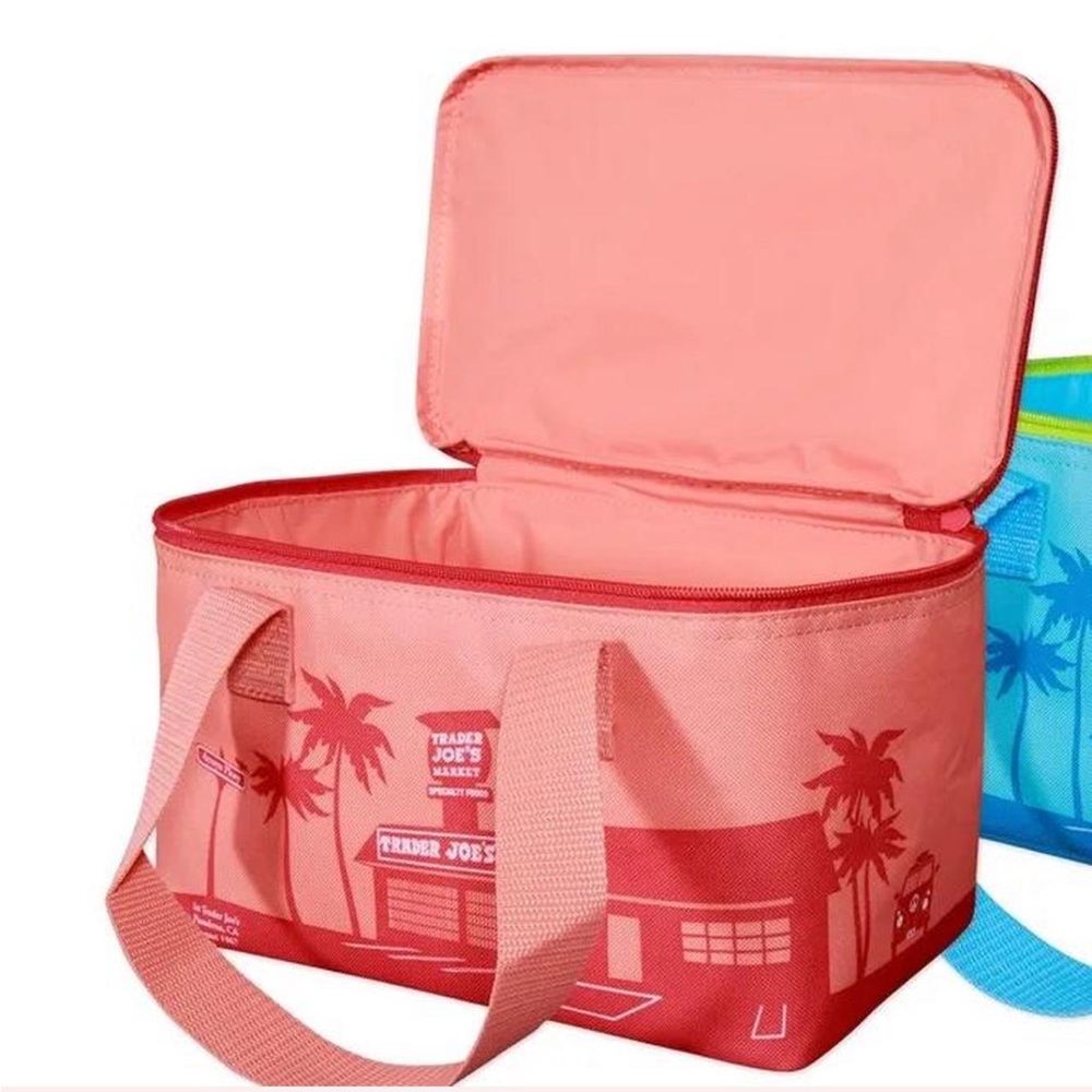 Trader Joe’s Mini Insulated Tote Peach